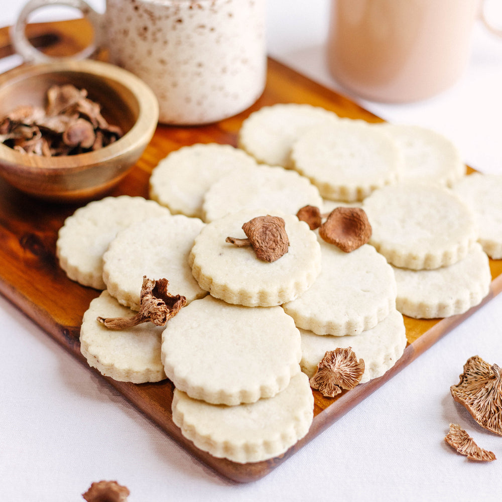 Fried dried mushroom cookies