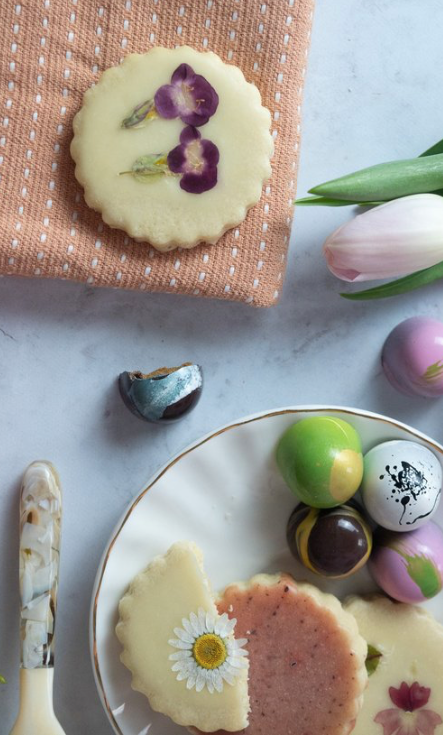 
                      
                        Mother's Day Special! Petrova Chocolates + Sweet Botanical Bakes
                      
                    